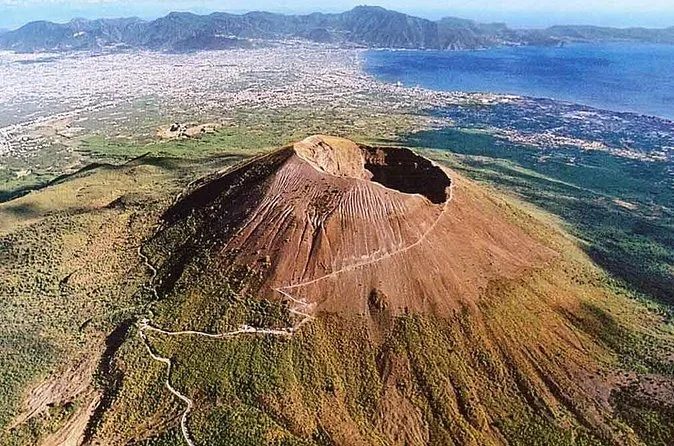 Vesuv & Pompeji Bustour