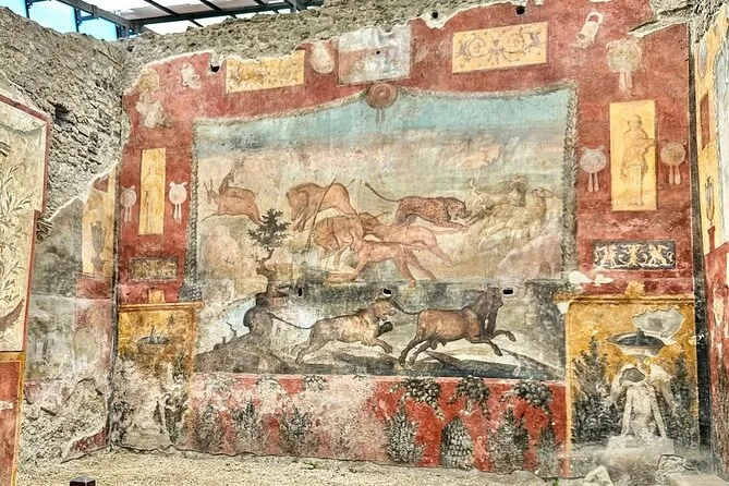 Un colorato affresco antico con animali su una parete di Pompei