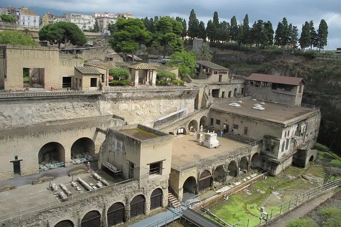 Pompeii & Herculaneum Day with Lunch